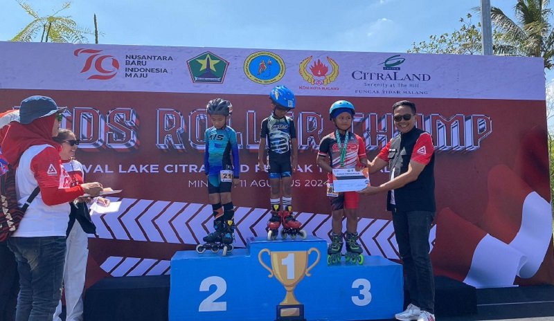 Arsakha Menangkan Juara 3 Kids Roller Champs di Oval Lake Tidar Malang
