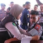 SIE DOKKES POLRESTA MALANG KOTA PASTIKAN KESEHATAN ANGGOTA OMP SEMERU 2024 PRIMA DI KPUD