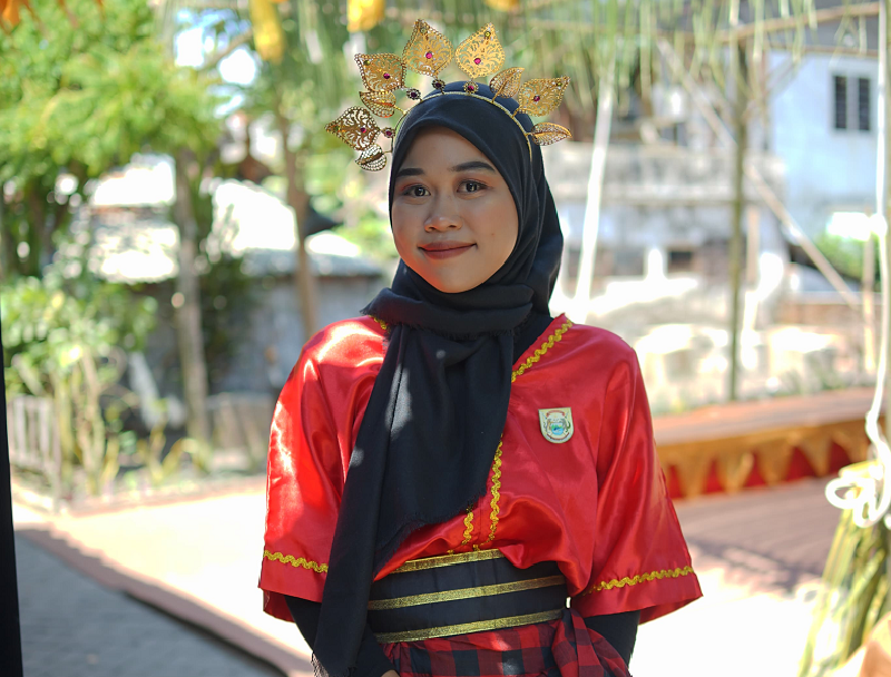 REGINA DWI PURDANI, REMAJA BERTALENTA DENGAN PRESTASI YANG MEMBANGGAKAN