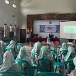 MAHASISWA UMM GELAR PENYULUHAN DAN PEMBUATAN ECOBRICK BERSAMA ANGGOTA PKK DESA PURWOSEKAR