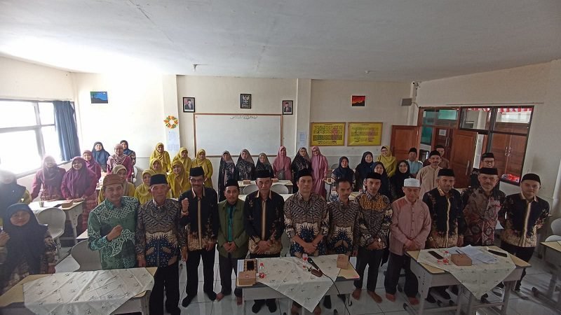 PUSAT SMI LPI SABILILLAH MALANG GELAR SILATURAHMI DENGAN SEKOLAH MA'ARIF & MUSLIMAT TEMAS-BATU
