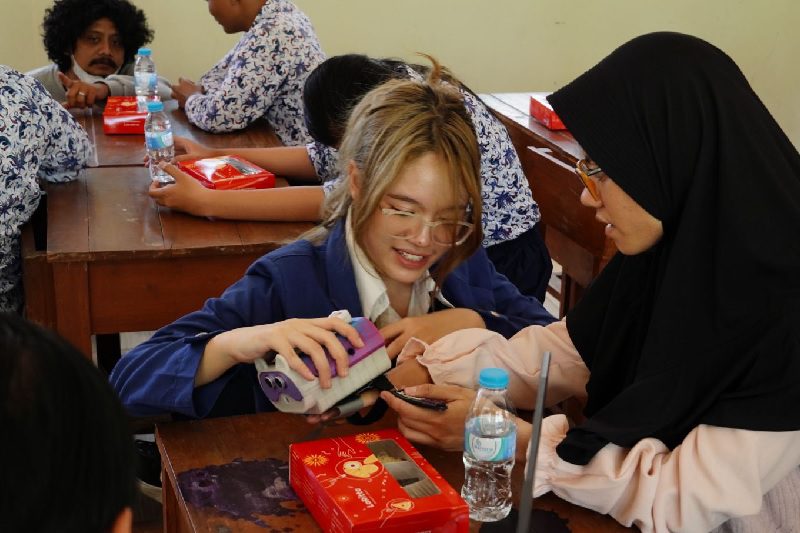ABMAS ITS KENALKAN TEKNOLOGI AI UNTUK PENYANDANG TUNANETRA