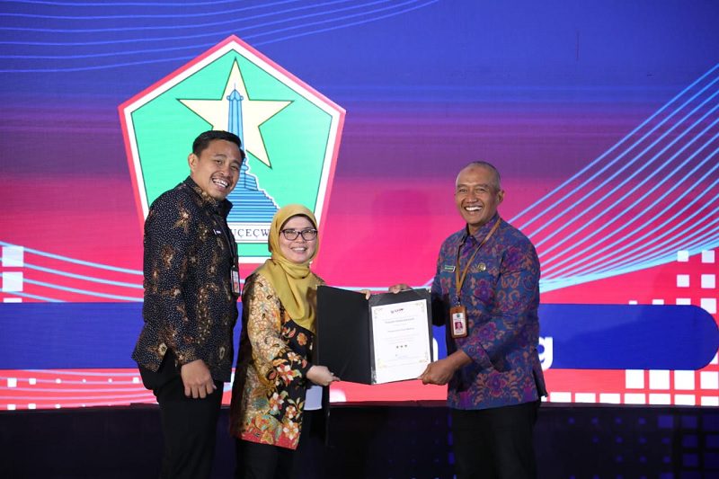 3412-Pj Wali Kota Malang menerima nominasi kota kreatif PJ IWAN KURNIAWAN: KOTA MALANG PUNYA SEGALANYA MENJADI KOTA KREATIF