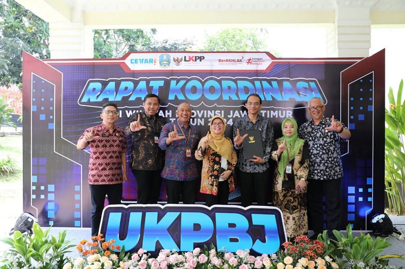 3413-Penghargaan UKPBJ Level 3 Proaktif PEMKOT MALANG RAIH PENGHARGAAN UKPBJ LEVEL 3 PROAKTIF