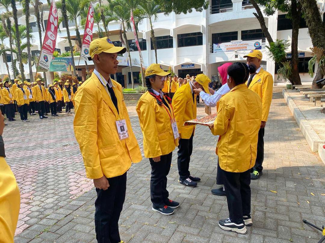 Stupa Universitas Gajayana Malang : Nyala Api semangat Mahasiswa Baru tahun 2024