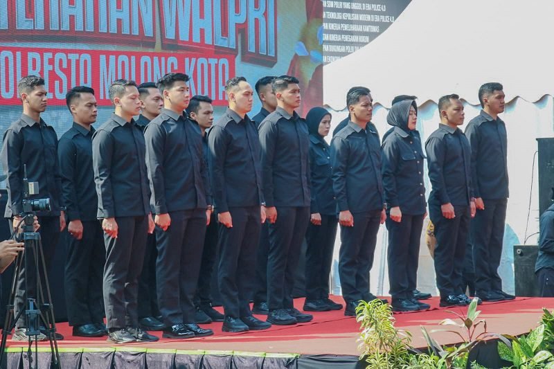 POLRESTA MALANG KOTA TUGASKAN 16 PERSONEL SEBAGAI PENGAWAL PRIBADI UNTUK PILKADA KOTA MALANG 2024