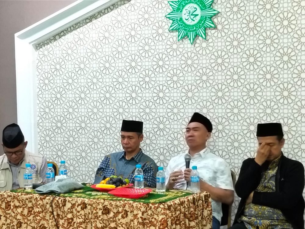 DI HADAPAN PENGURUS MUHAMMADIYAH ABAH ANTON SAMPAIKAN AKAN TERUS BERKOLABORASI