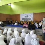 MUSLIMAT LOWOKWARU GARIS LURUS KE KHOFIFAH DAN ANTON