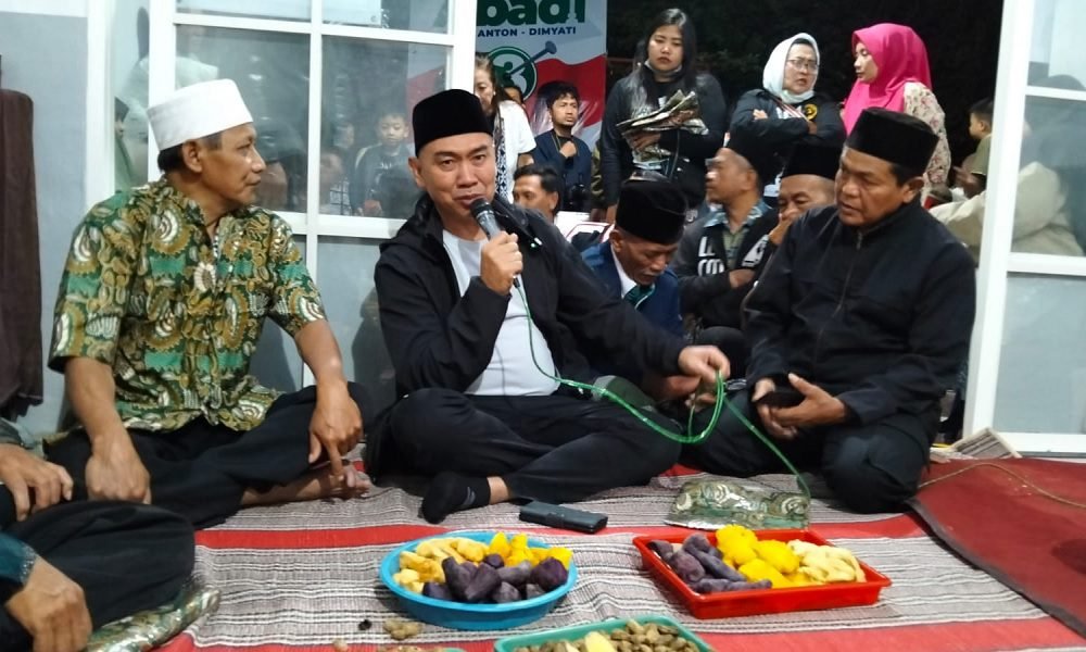 REMBUG WARGA JALAN TELUK BAYUR ABAH ANTON TERIMA BANYAK CURHATAN