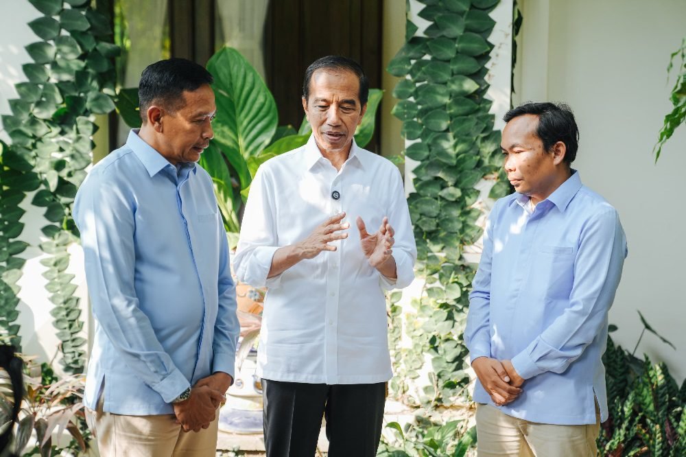 MANTAN PRESIDEN JOKOWI TITIPKAN KOTA MALANG KE WAHYU-ALI: SELESAIKAN MACET DAN BANJIR!