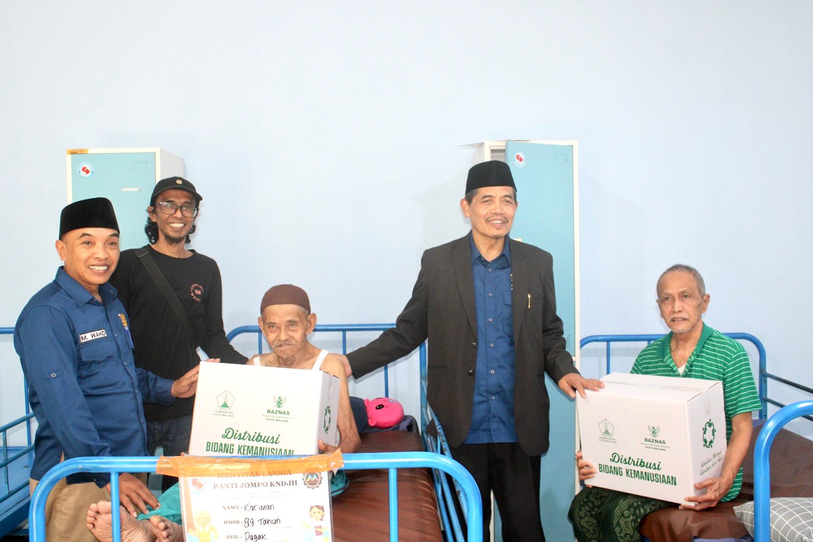 MENGUKIR SENYUMAN LANSIA, BAZNAS KOTA MALANG SALURKAN ZAKAT MUZAKKI KE PANTI JOMPO YAYASAN PEDULI KASIH KNDJH