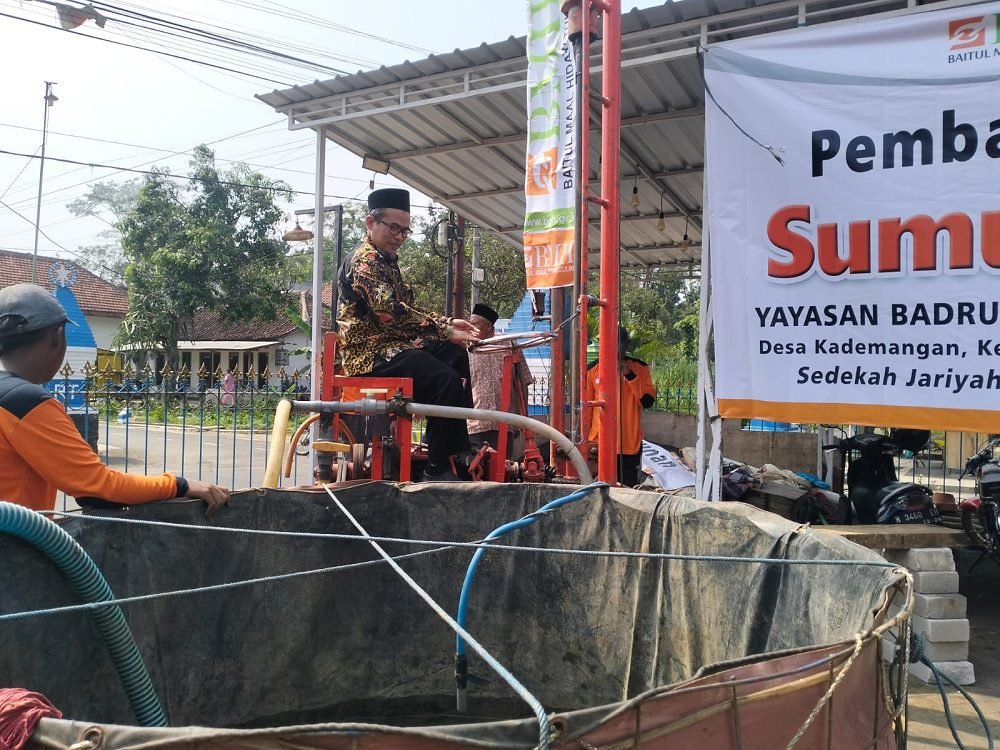 BMH MULAI REALISASIKAN SUMUR BOR UNTUK PESANTREN BADRUSSALAM KADEMANGAN PAGELARAN MALANG