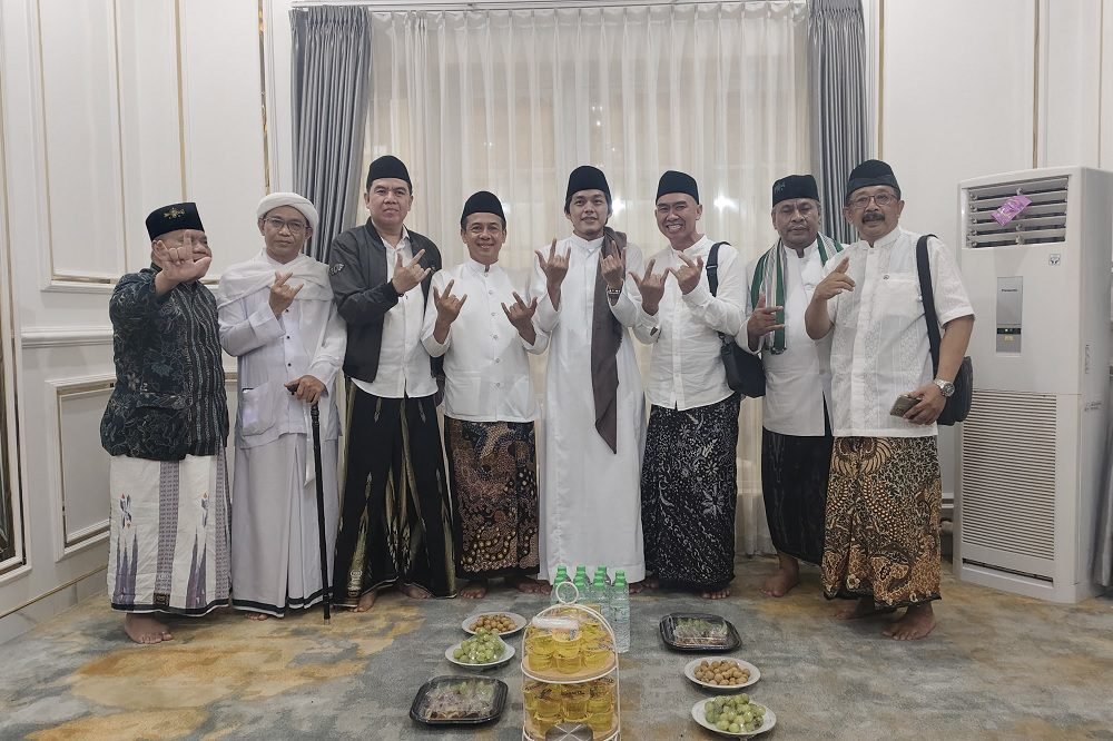 ABAH ANTON DAN MAS DIMYATI DAPAT DUKUNGAN GUS IQDAM