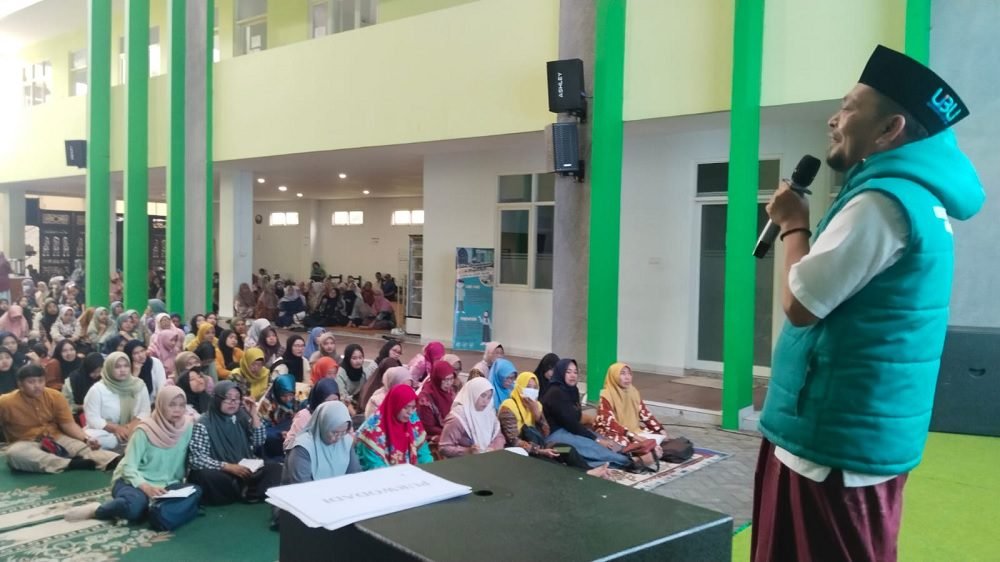 SEKOLAH SAKSI MANTAPKAN SUARA KHOFIFAH UTUH
