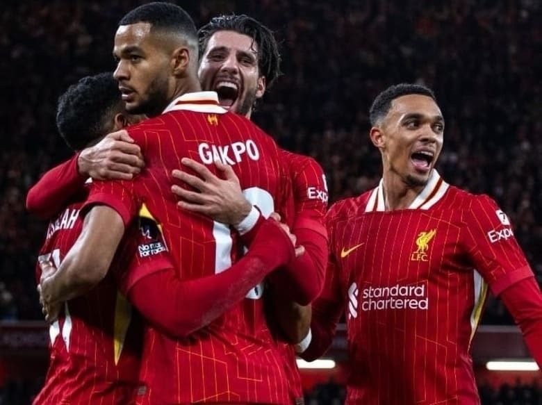 LIVERPOOL HADAPI KRISIS PEMAIN JELANG JADWAL PADAT