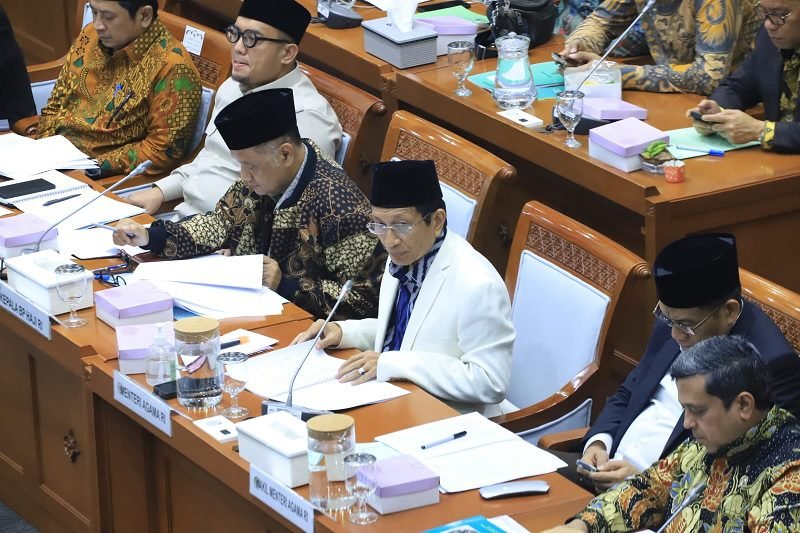 DPR SETUJUI REALOKASI ANGGARAN 616 MILIAR RUPIAH UNTUK BP HAJI DAN BPJPH