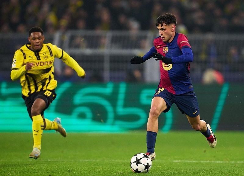 TUNDUKKAN BORUSSIA DORTMUND 3-2, BARCELONA MENUJU KE BABAK 16 BESAR