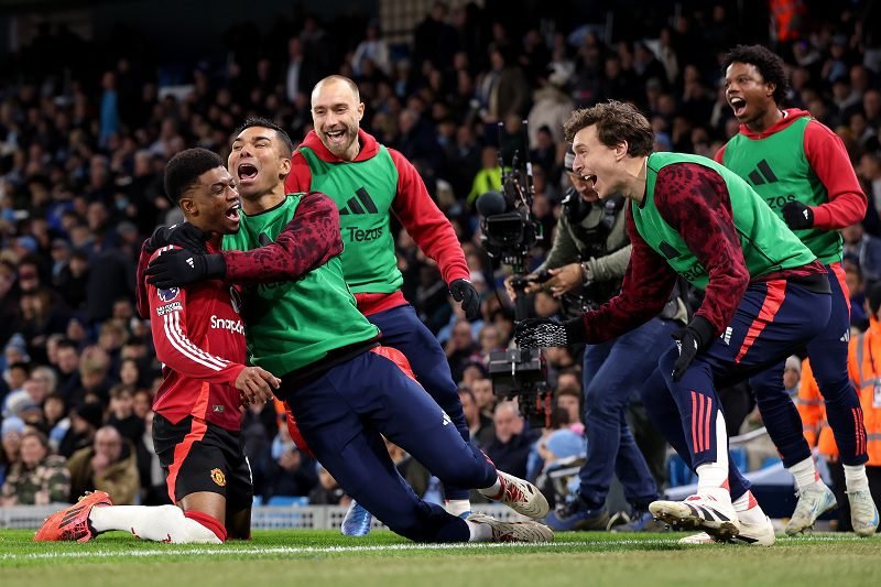 KALAH 1-2 DI KANDANG SENDIRI DI DERBY MANCHESTER KE-195, MANCHESTER CITY KIAN JAUH DARI PERBURUAN JUARA