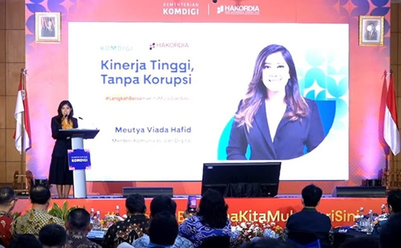 MENKOMDIGI: TRANSFORMASI DIGITAL SENJATA AMPUH DALAM PEMBERANTASAN KORUPSI