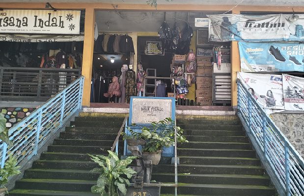 20- pasar tumpang PASAR TUMPANG MALANG. DUA LANTAI, DUA SUASANA BERBEDA