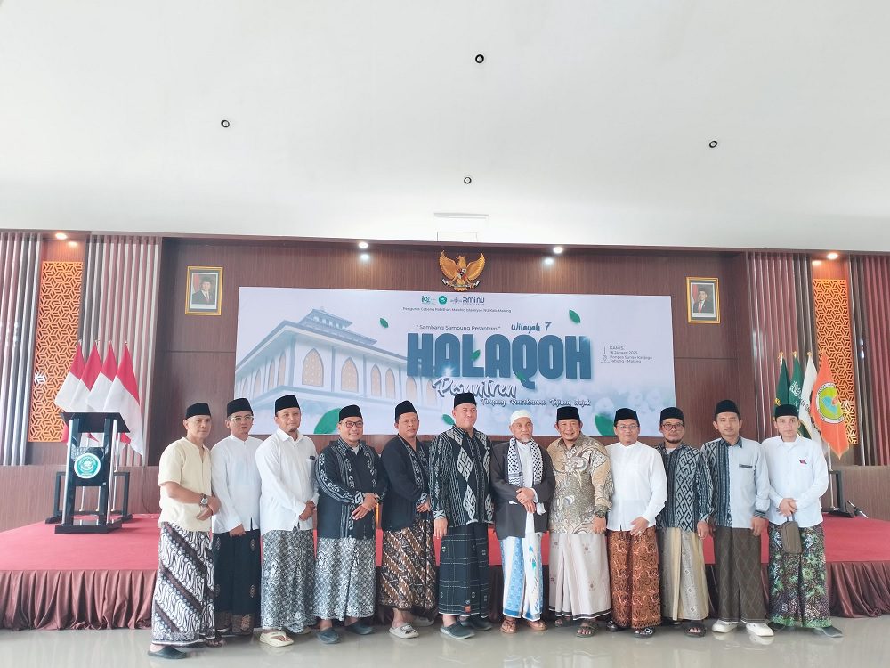 HALAQAH WILAYAH 7 DI PONDOK PESANTREN SUNAN KALIJOGO JABUNG MALANG. BAHAS KEKERASAN DI PESANTREN DAN PENGUATAN PERAN PESANTREN