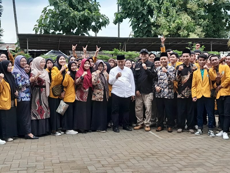 KUNJUNGAN BUPATI MALANG DI INSTITUT AGAMA ISLAM SUNAN KALIJOGO MALANG