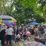 PASAR MINGGU VELODROME SAWOJAJAR, RAMAI MENJADI FAVORIT WARGA MALANG