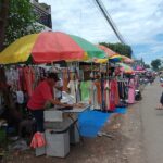 KERAMAIAN PASAR JUMAT DI DESA SUKOLILO JABUNG JADI MAGNET WARGA