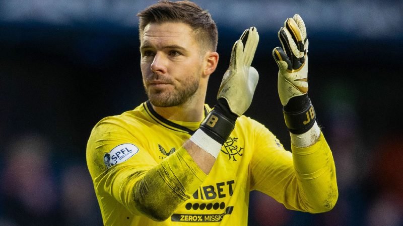 KIPER RANGERS ALAMI PENDARAHAN PADA KAKI, ABSEN DI DERBY OLD FIRM