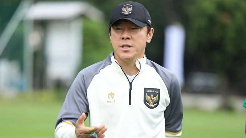 PECAT STY, ERICK THOHIR SEGERA UMUMKAN PELATIH BARU