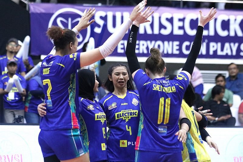 ATASI LIVIN' MANDIRI, JAKARTA ELECTRIC PLN MENANG 3 SET DI PROLIGA SERIES MALANG