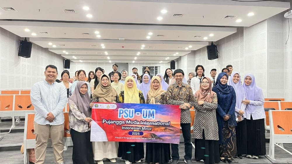 PUJANGGA MUDA, EKSPLORASI KREATIVITAS MENULIS DALAM WORKSHOP DI UNIVERSITAS NEGERI MALANG