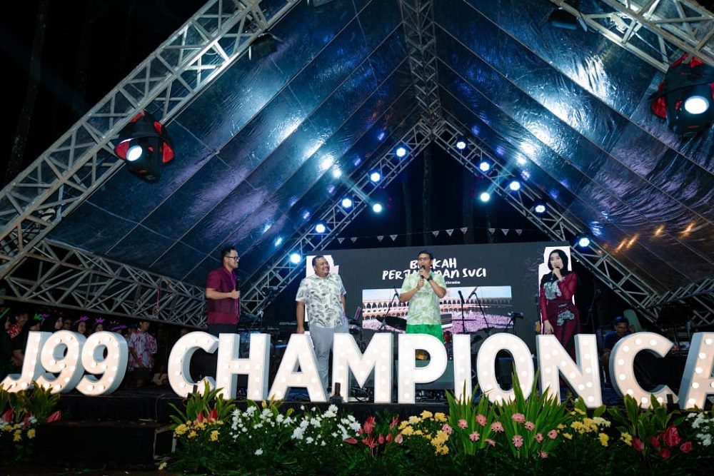 GILANG & SHANDY: PERUSAHAAN ADALAH RUMAH KE DUA BAGI KARYAWAN J99 CORP.