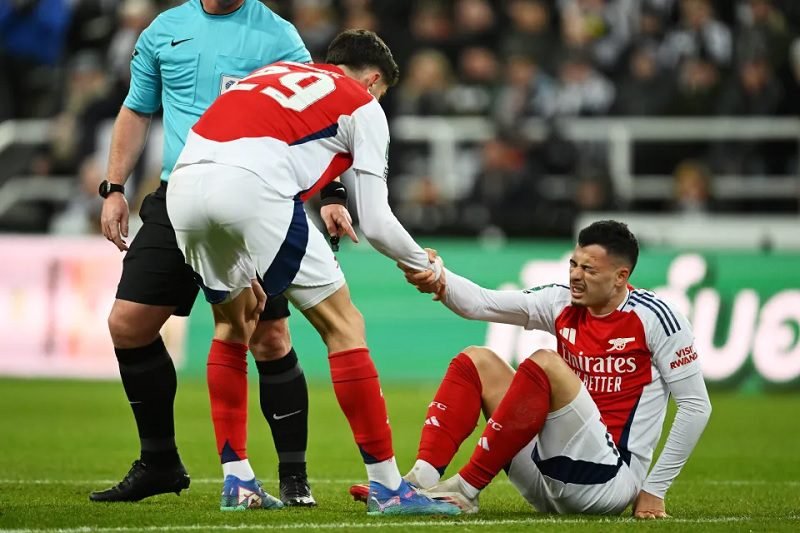 SELAIN GABRIEL MARTINELLI, 2 PEMAIN ARSENAL INI JUGA CEDERA