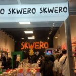 TOKO PERNAK-PERNIK SKWERO MALANG, RAMAI PENGUNJUNG SAAT HARI VALENTINE