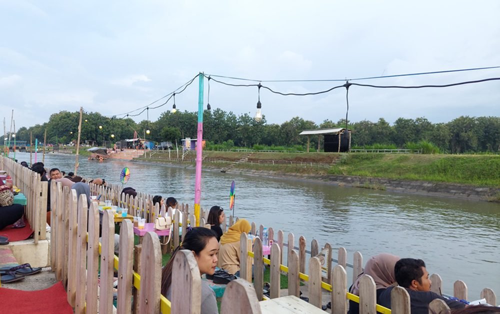 PEMANFAATAN SUNGAI TALANG SERUT SEBAGAI SUMBER PENGHASILAN