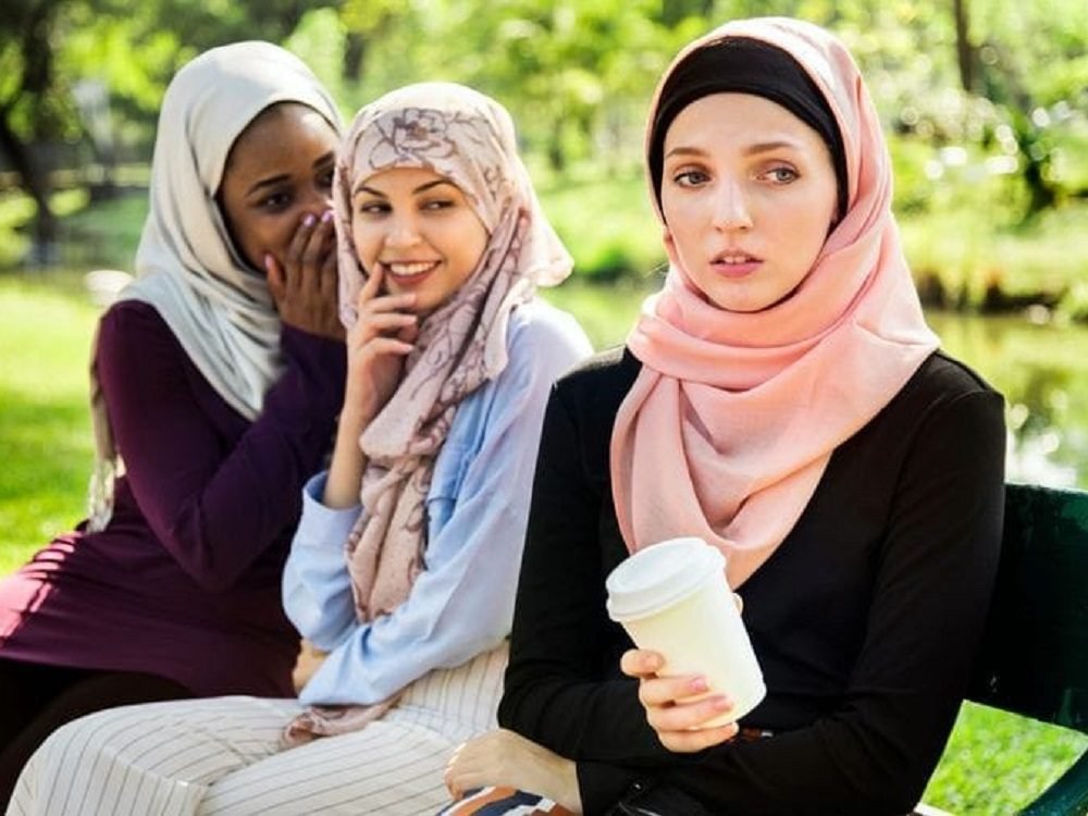 HINDARI 5 HAL YANG DAPAT MENGURANGI PAHALA PUASA DI BULAN RAMADAN AGAR IBADAH SEMAKIN BERKAH