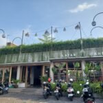 LATAR CANDI SINGHASARI, KAFE DENGAN SUGUHAN PEMANDANGAN CANDI BERSEJARAH DI SINGOSARI KABUPATEN MALANG