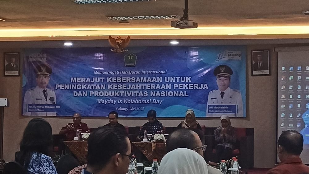 PLN UP3 MALANG TURUT SERTA MEMPERINGATI HARI BURUH INTERNASIONAL 2025 DI HOTEL SAVANA KOTA MALANG