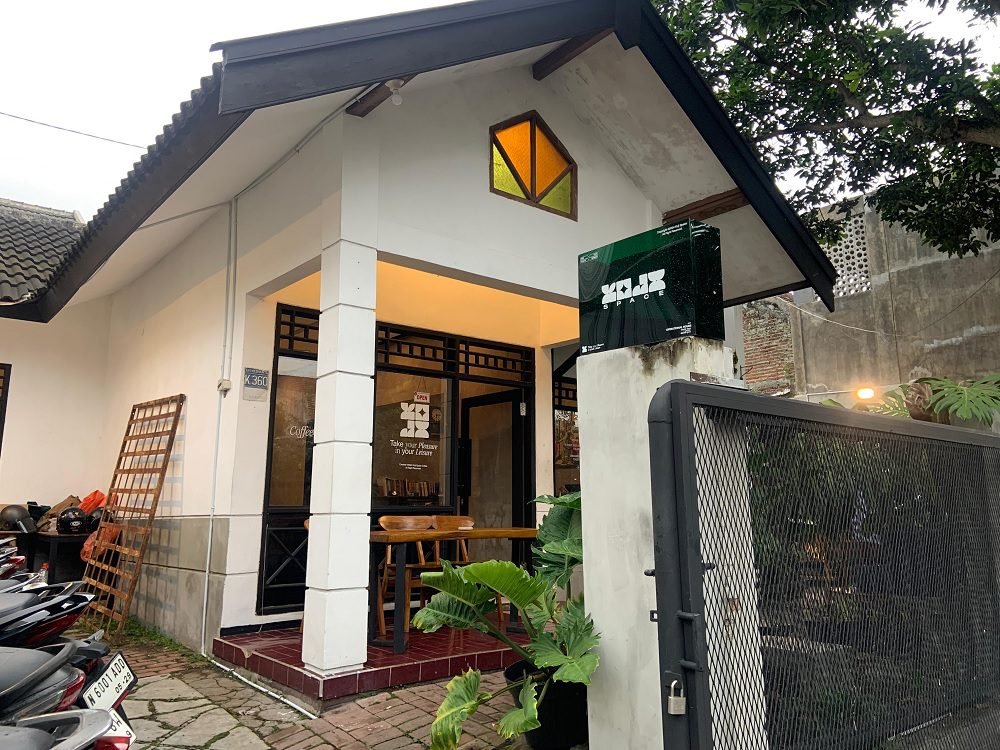 KOJI SPACE, TEMPAT NONGKRONG RASA RUMAH DI TENGAH-TENGAH KOTA MALANG