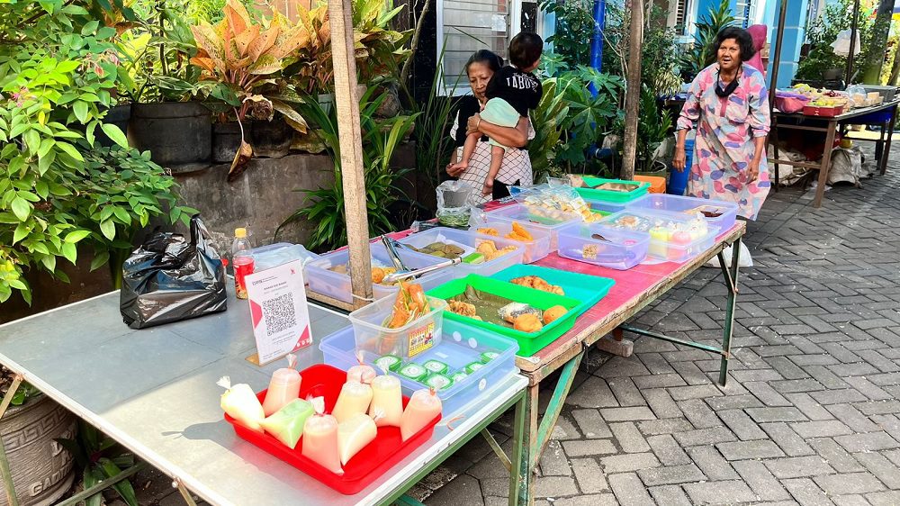 LENGKAP DAN MURAH, JAJANAN DI PASAR JOMBANG KOTA MALANG JADI FAVORIT WARGA