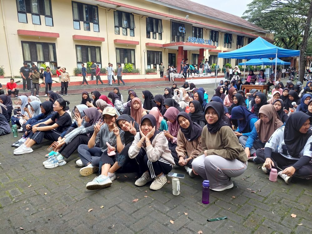 ANTUSIASME WARGA ASRAMA UM MERIAHKAN GEMA 2025 DI ASRAMA LILI