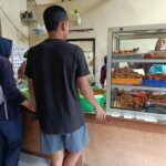 WARUNG MAKAN MA’ NIA, ANDALAN MAHASISWA MALANG YANG MENGENYANGKAN DAN RAMAH DI KANTONG