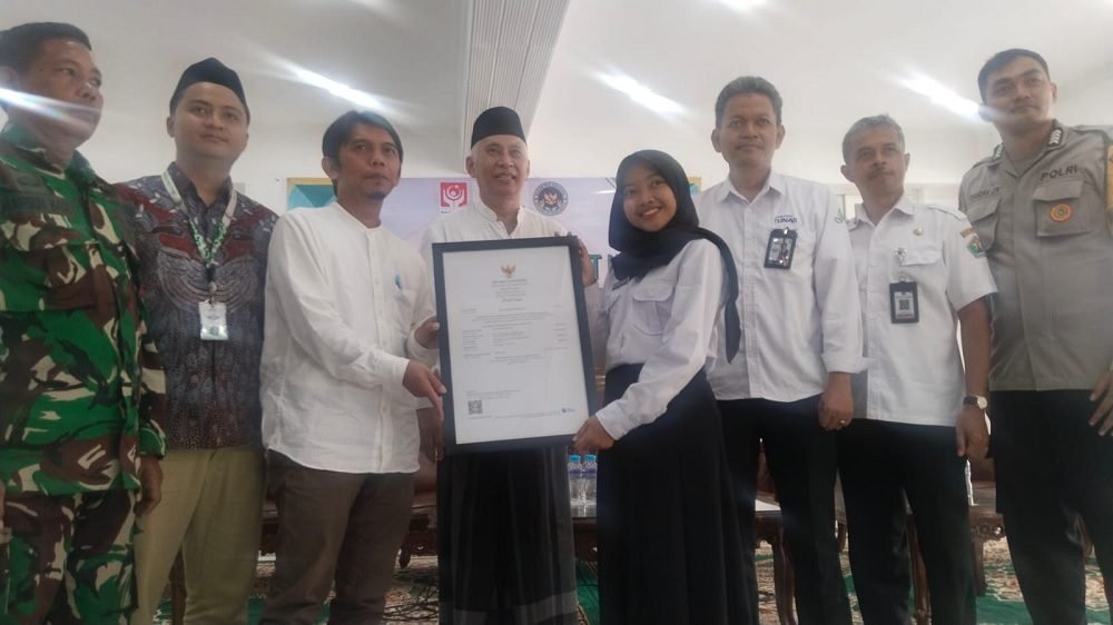 SPPG BAHRUL MAGHFIROH PIONIR MBG BERSERTIFIKAT HALAL