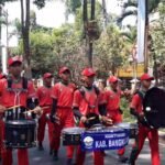 LOMBA DRUM BAND PORPROV SEBABKAN KEMACETAN DI SEKITAR IJEN, MALANG
