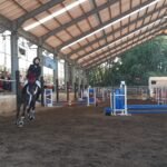 MOMEN MENEGANGKAN DI ATAS PELANA, LAGA EQUESTRIAN PORPROV DI PUNCAK JOYO MALANG BANJIR TERIAKAN SEMANGAT