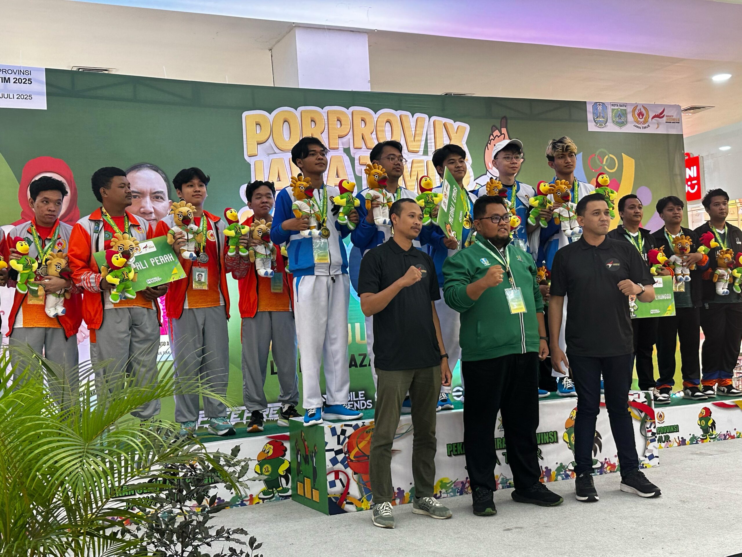 KOTA MALANG REBUT MEDALI EMAS DI GRAND FINAL MOBILE LEGENDS PORPROV JATIM IX 2025