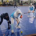 TIM HOCKEY PUTRI GRESIK MELANGKAH KE SEMIFINAL SETELAH TUMBANGKAN PERTAHANAN TIM PROBOLINGGO