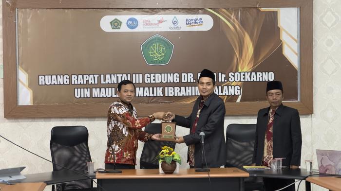 UIN MALANG DAN UINSA JALIN SINERGI MEDIA KAMPUS LEWAT KUNJUNGAN STUDI BANDING