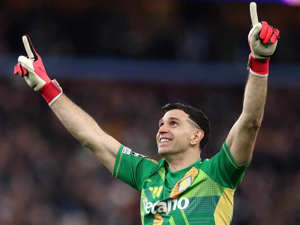 Martinez Tak Jadi Merah, Aston Villa Ogah Lepas ke MU